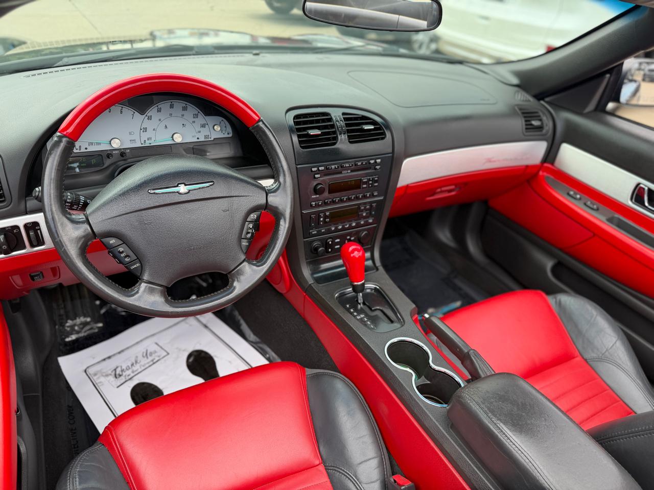 Ford Thunderbird Deluxe 2002