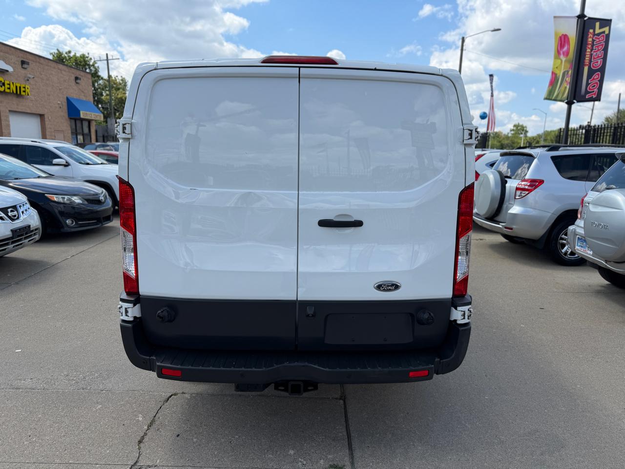 Ford Transit 250 Van Low Roof 60/40 Pass. 148-in. WB 2017