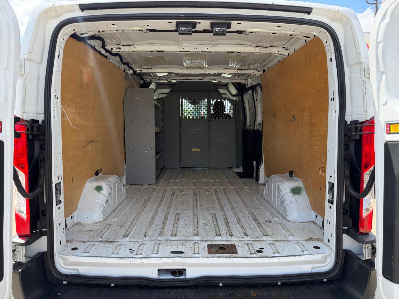 Ford Transit 250 Van Low Roof 60/40 Pass. 148-in. WB 2017