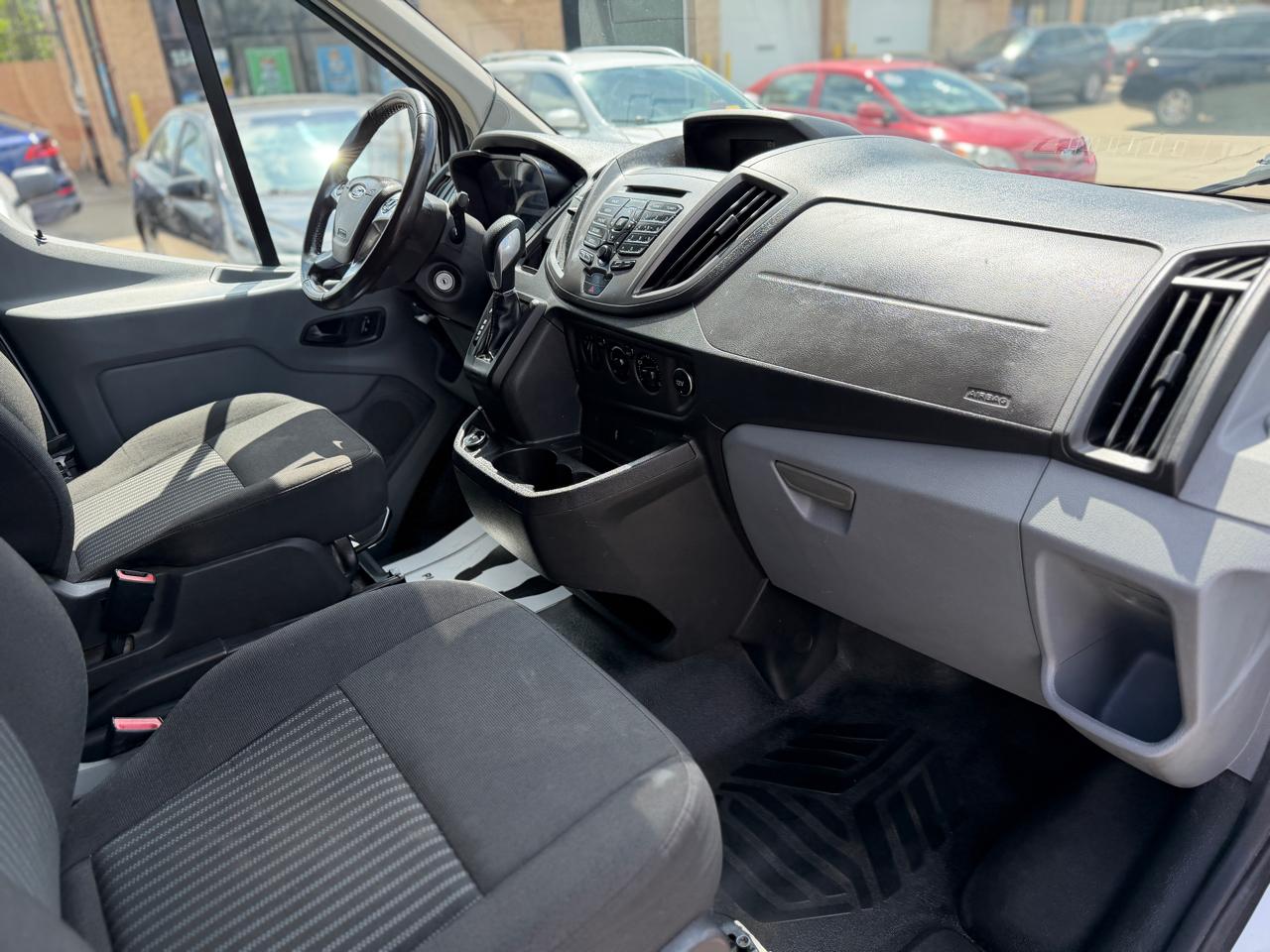 Ford Transit 250 Van Low Roof 60/40 Pass. 148-in. WB 2017