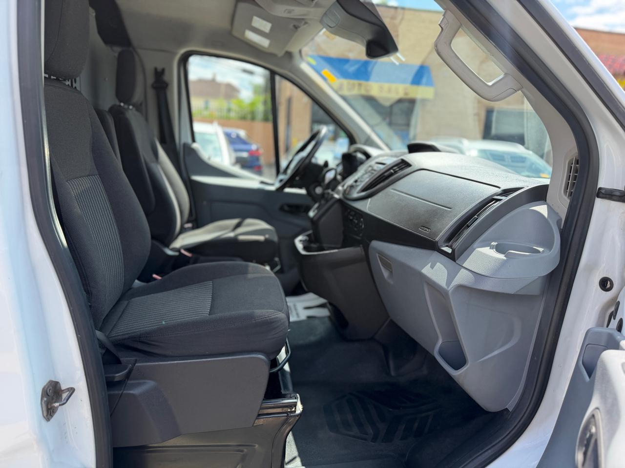 Ford Transit 250 Van Low Roof 60/40 Pass. 148-in. WB 2017