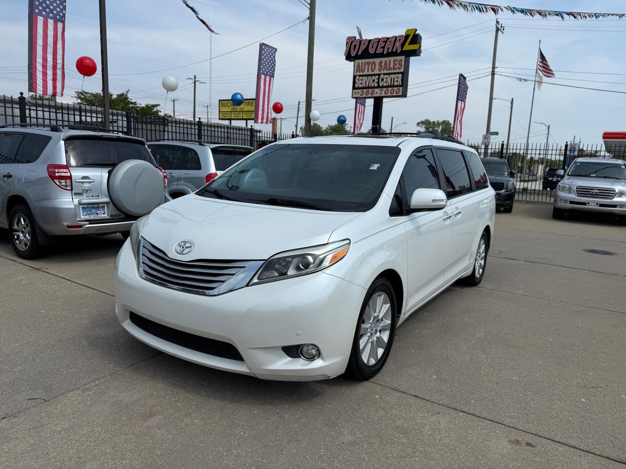 Toyota Sienna  2016