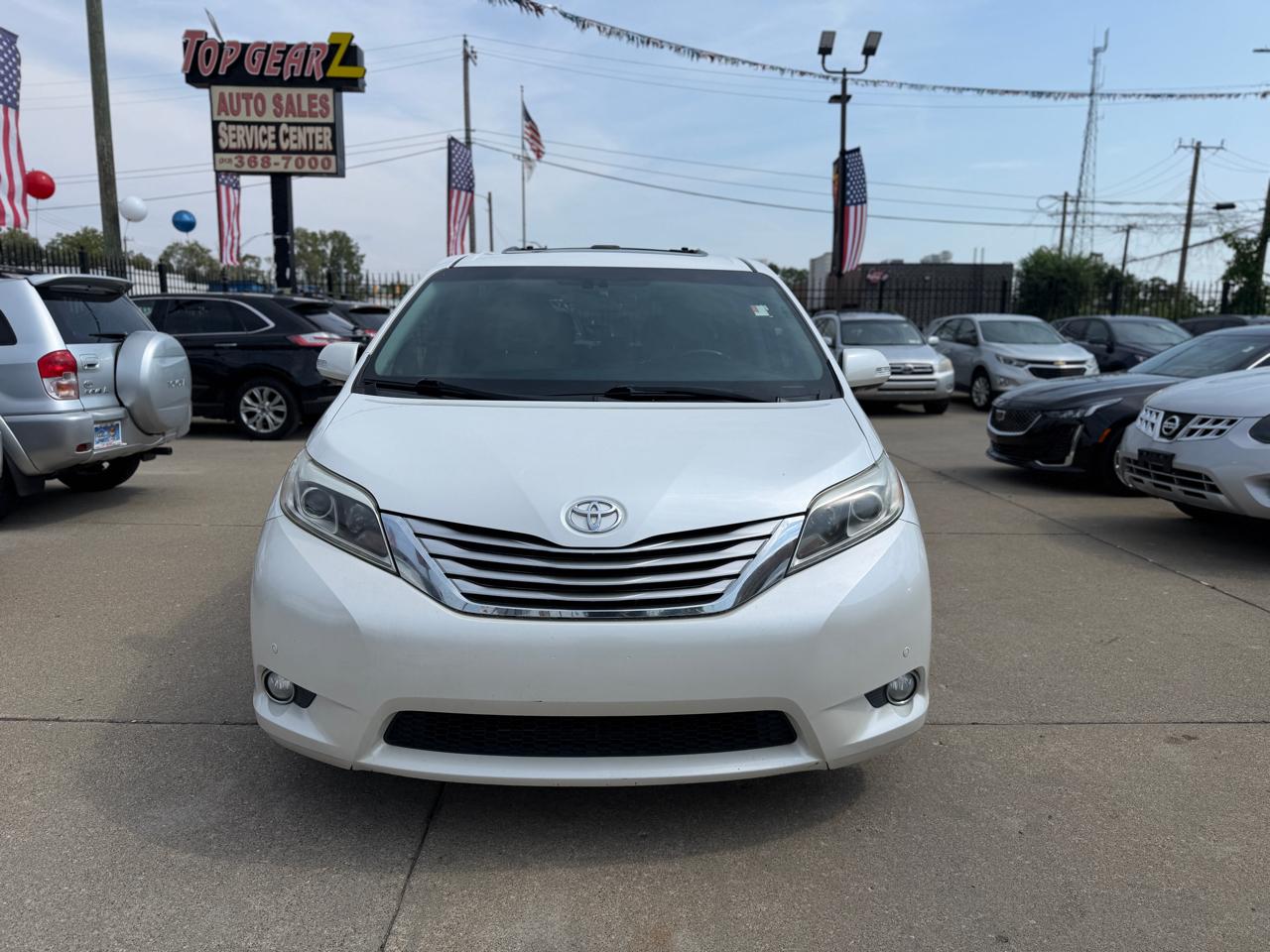 Toyota Sienna  2016
