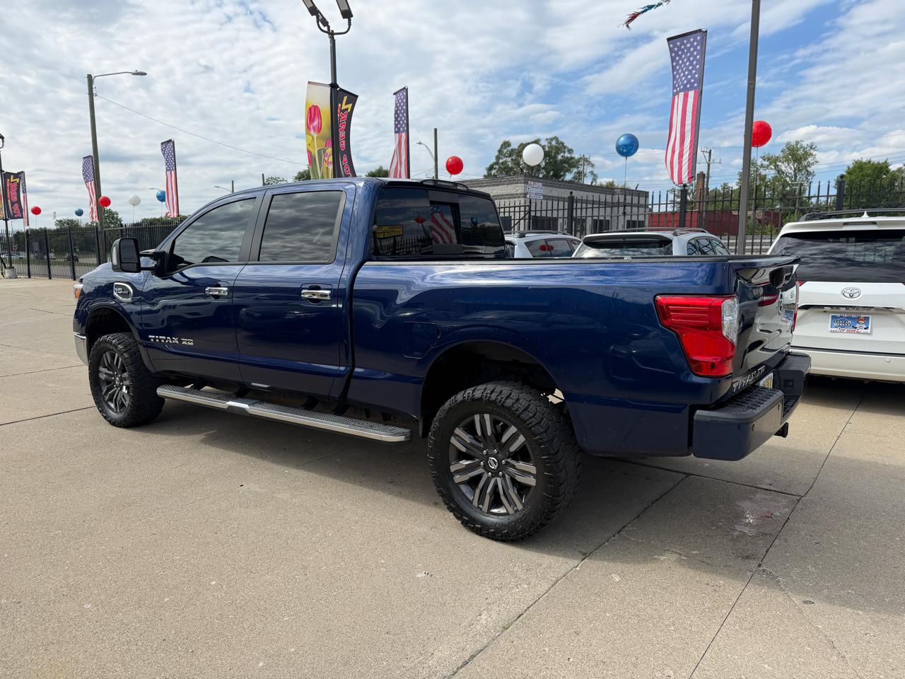 Nissan Titan XD SV Crew Cab 4WD 2018