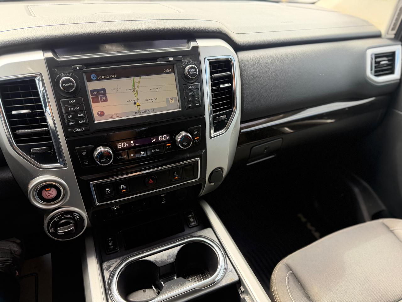 Nissan Titan XD SV Crew Cab 4WD 2018
