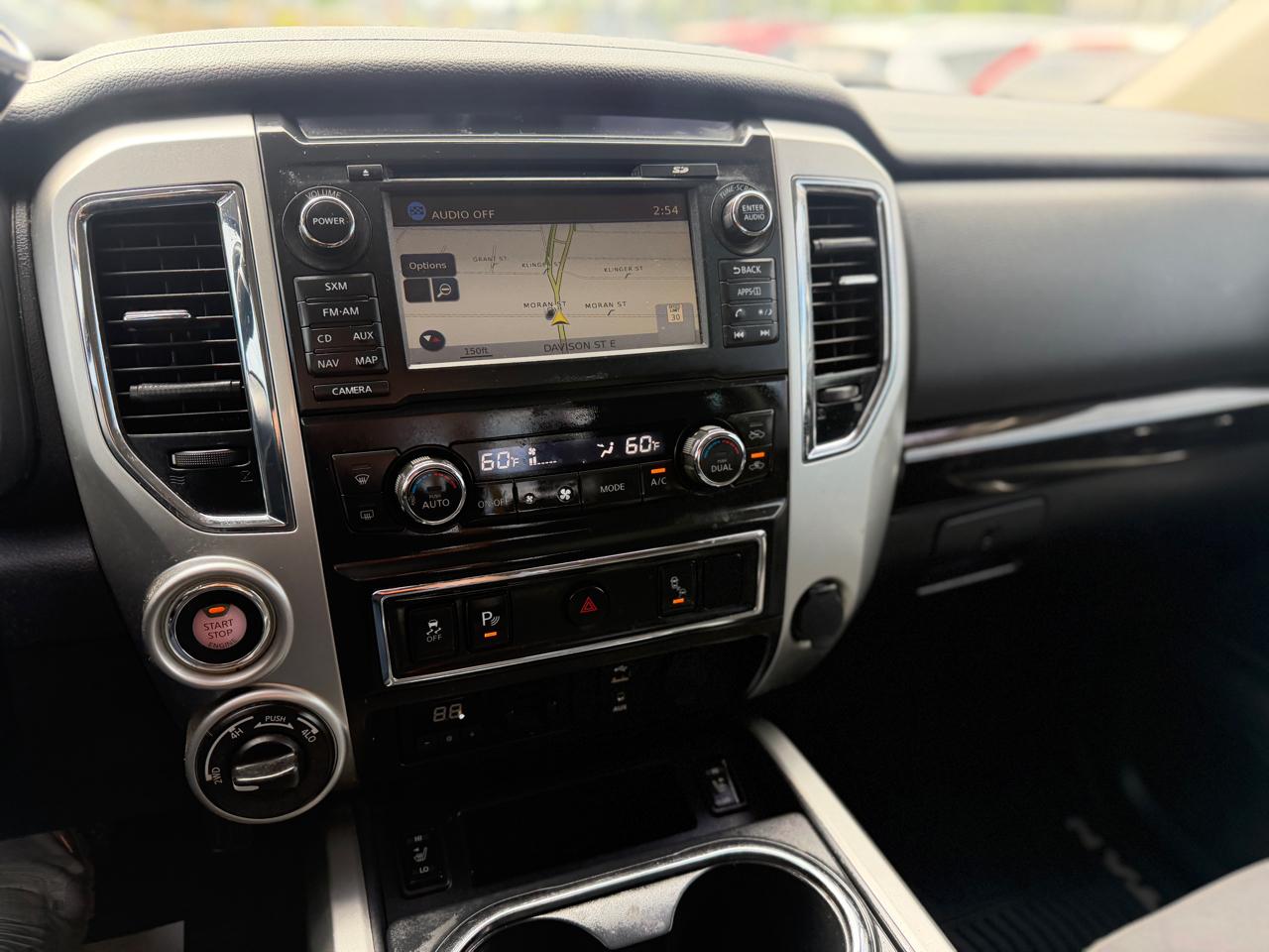 Nissan Titan XD SV Crew Cab 4WD 2018