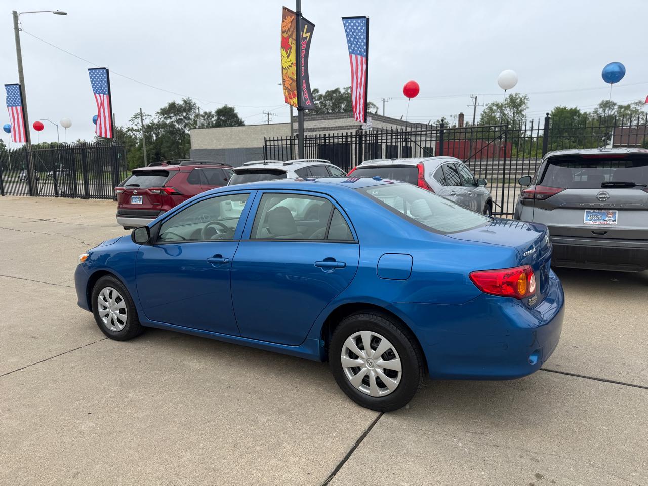 Toyota Corolla LE 4-Speed AT 2010