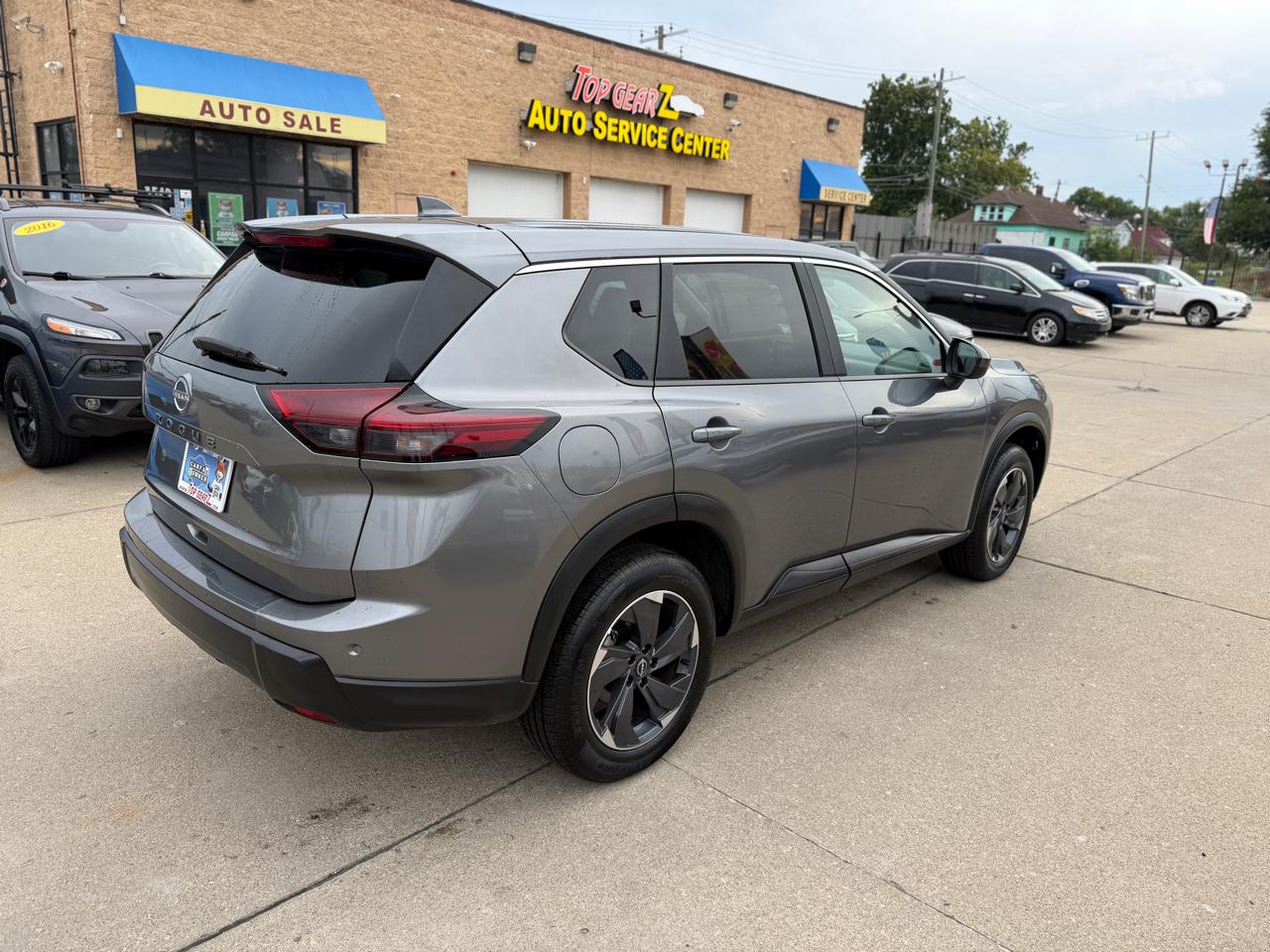 Nissan Rogue SV 2025