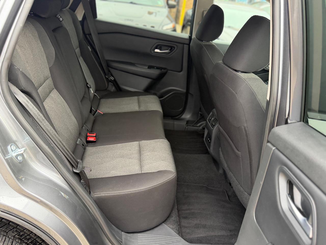 Nissan Rogue SV 2025