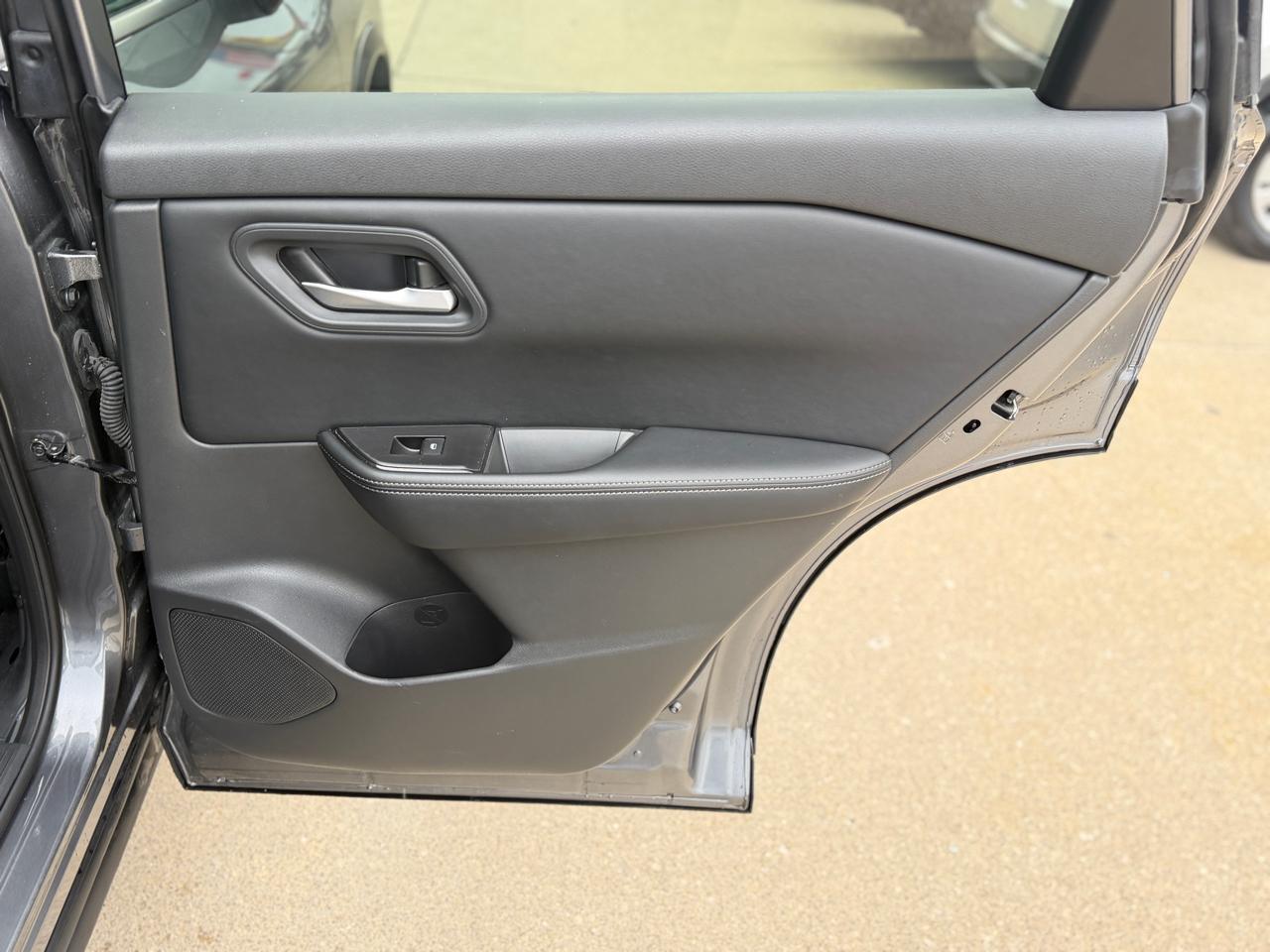 Nissan Rogue SV 2025