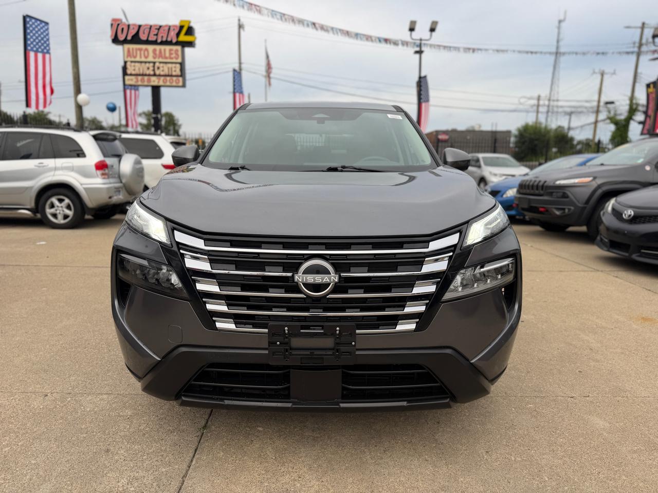 Nissan Rogue SV 2025
