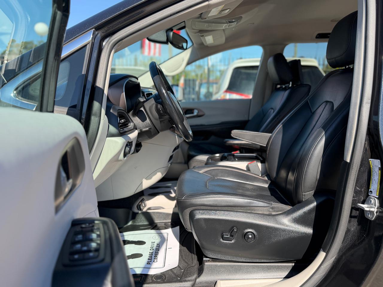 Chrysler Pacifica Touring-L Plus 2018