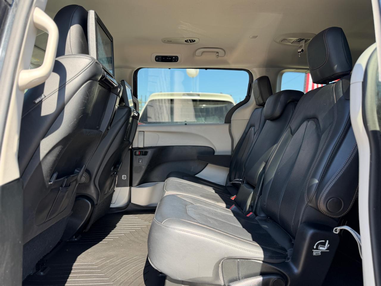 Chrysler Pacifica Touring-L Plus 2018