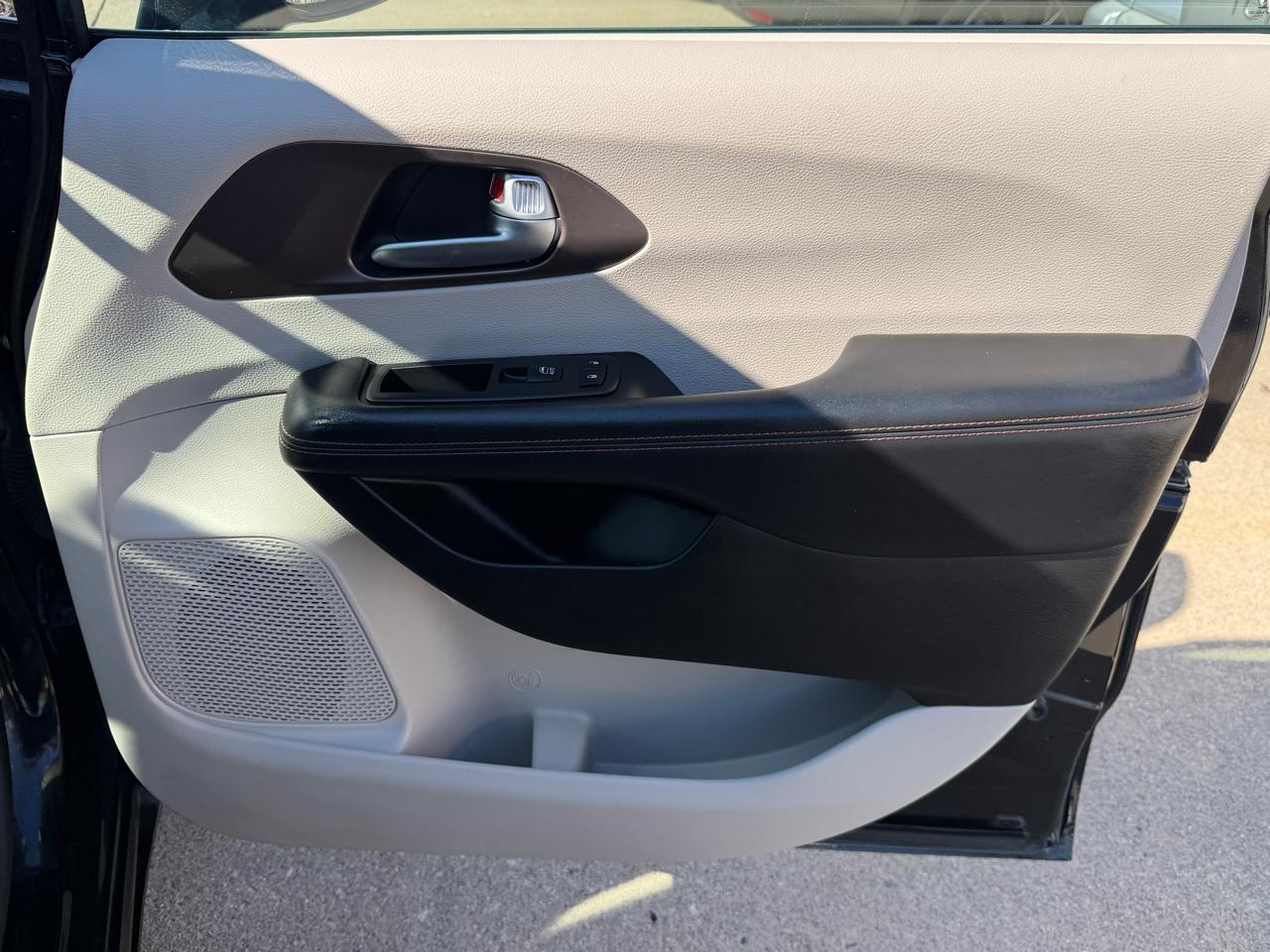 Chrysler Pacifica Touring-L Plus 2018