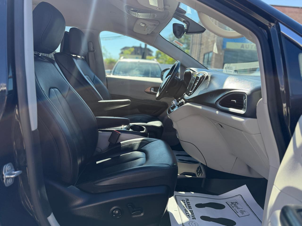 Chrysler Pacifica Touring-L Plus 2018