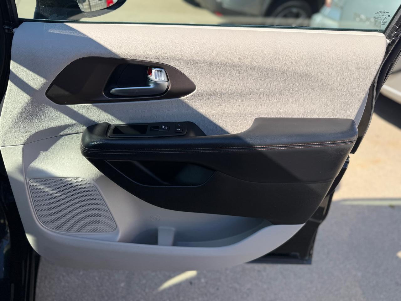 Chrysler Pacifica Touring-L Plus 2018