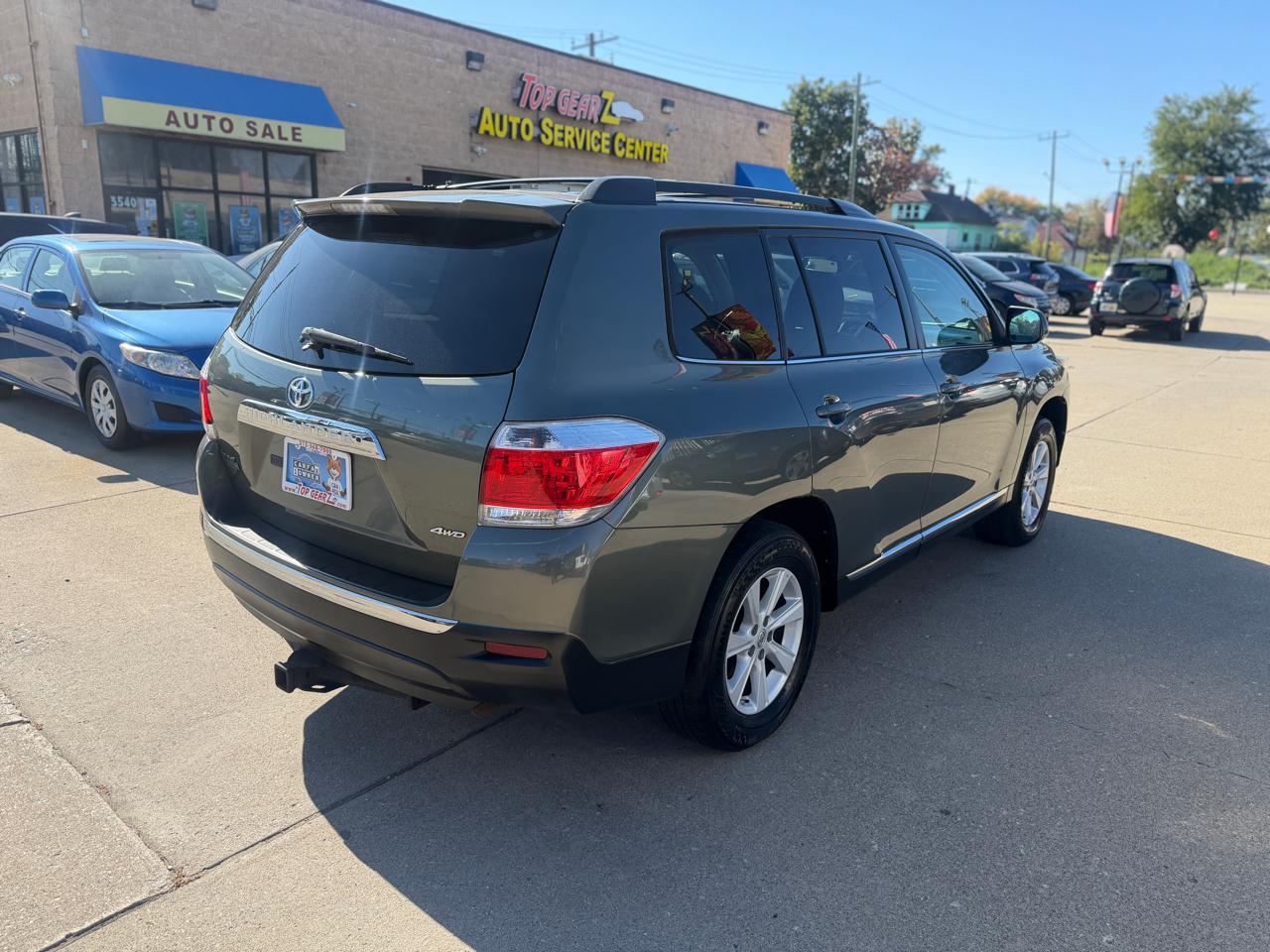 Toyota Highlander  2013