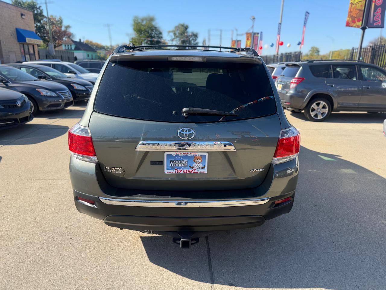 Toyota Highlander  2013