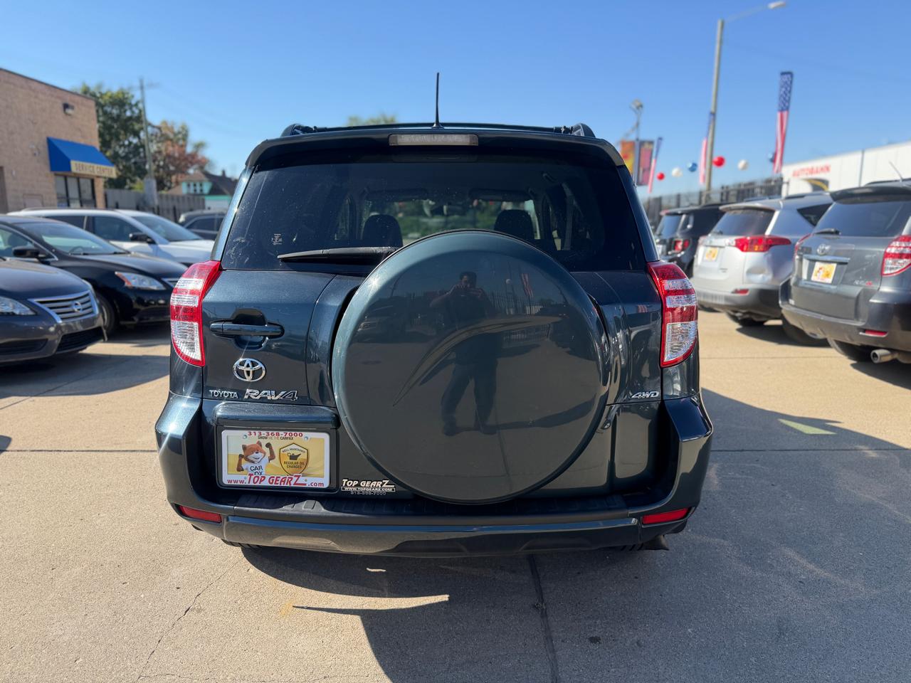 Toyota RAV4  2010