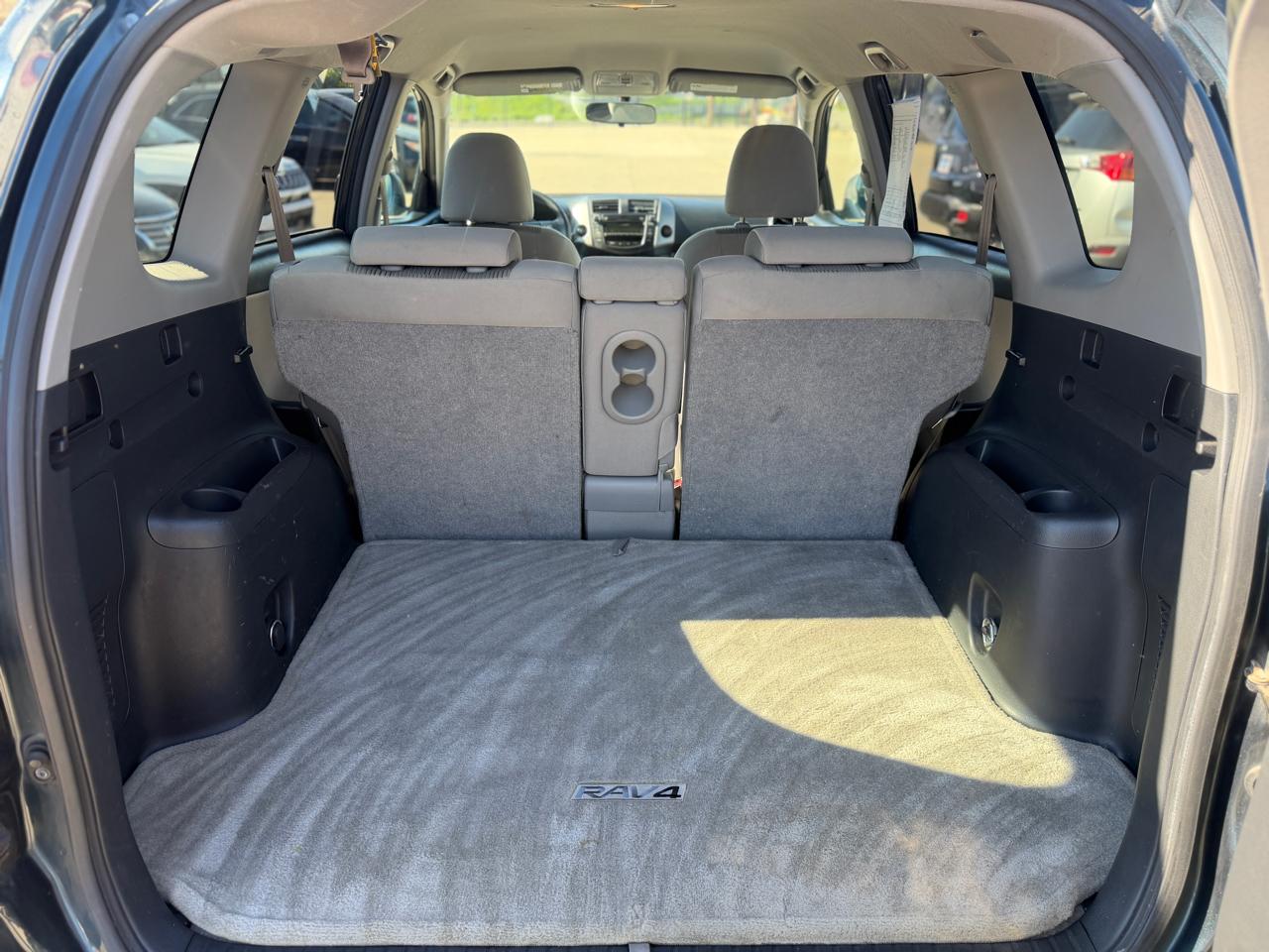 Toyota RAV4  2010