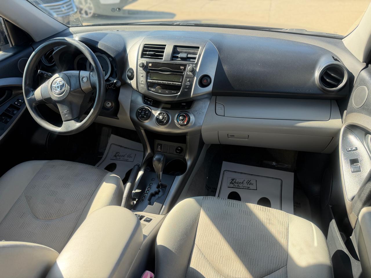 Toyota RAV4  2010