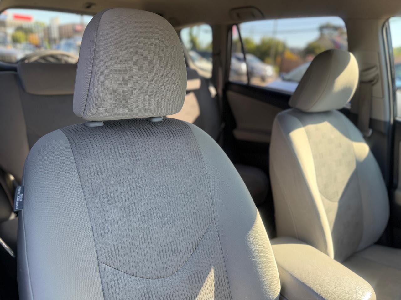 Toyota RAV4  2010