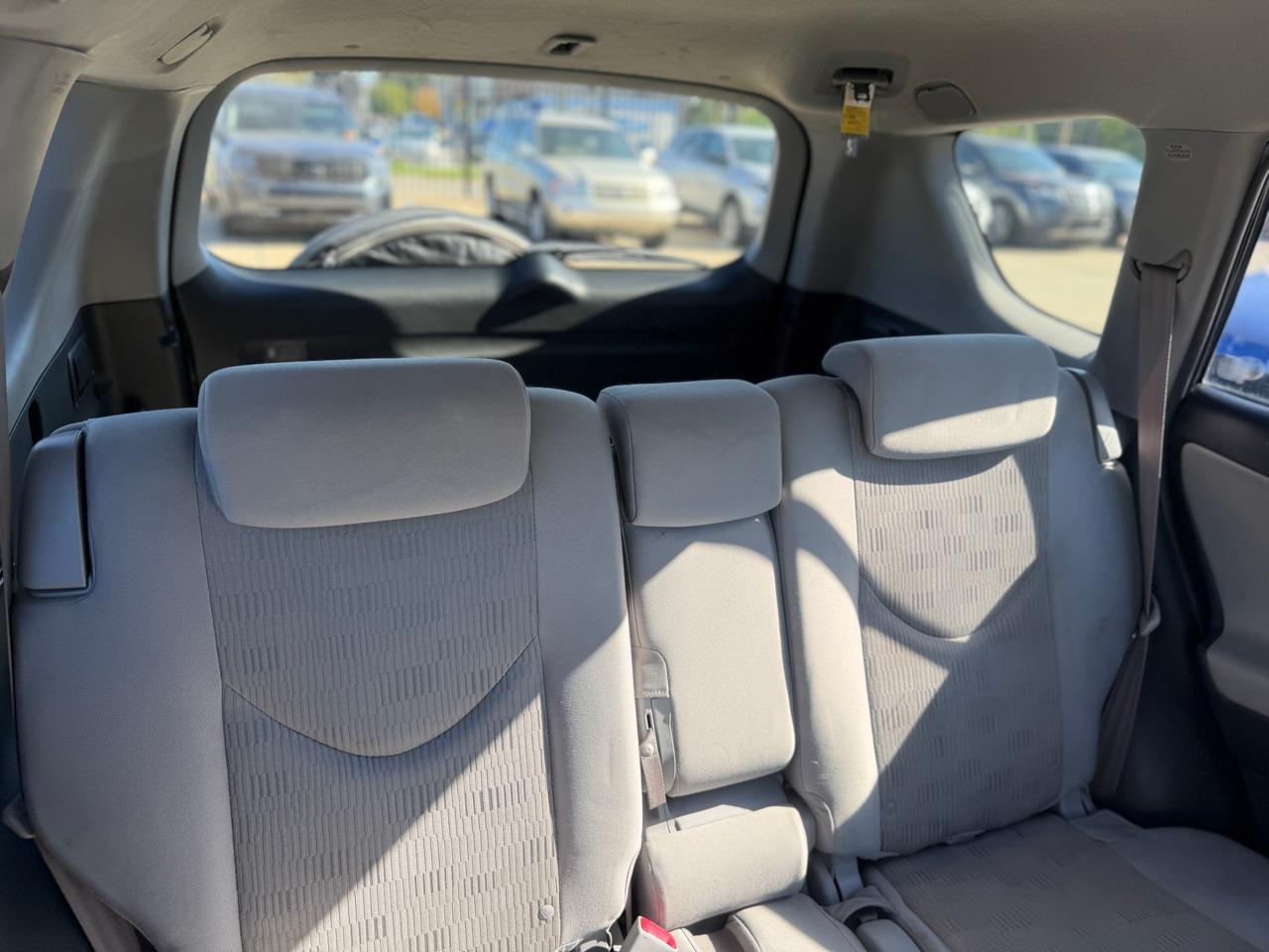 Toyota RAV4  2010