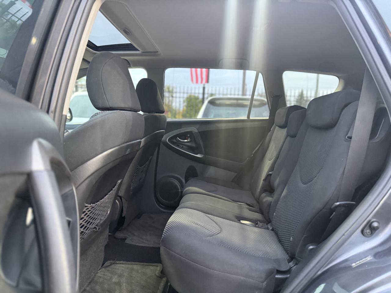 Toyota RAV4 Sport I4 4WD 2011