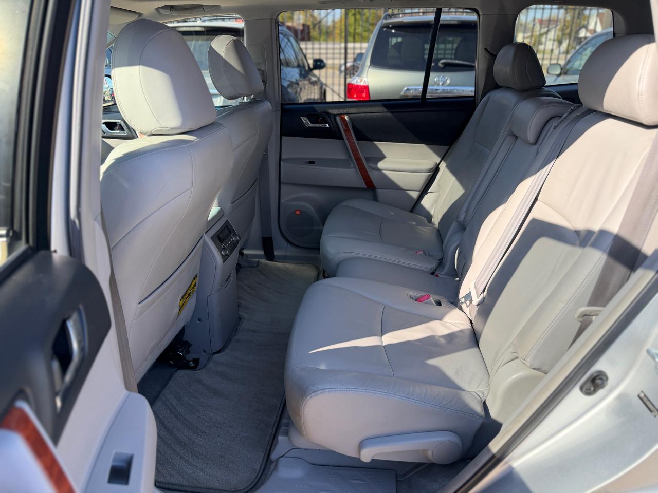 Toyota Highlander Limited 4WD 2008