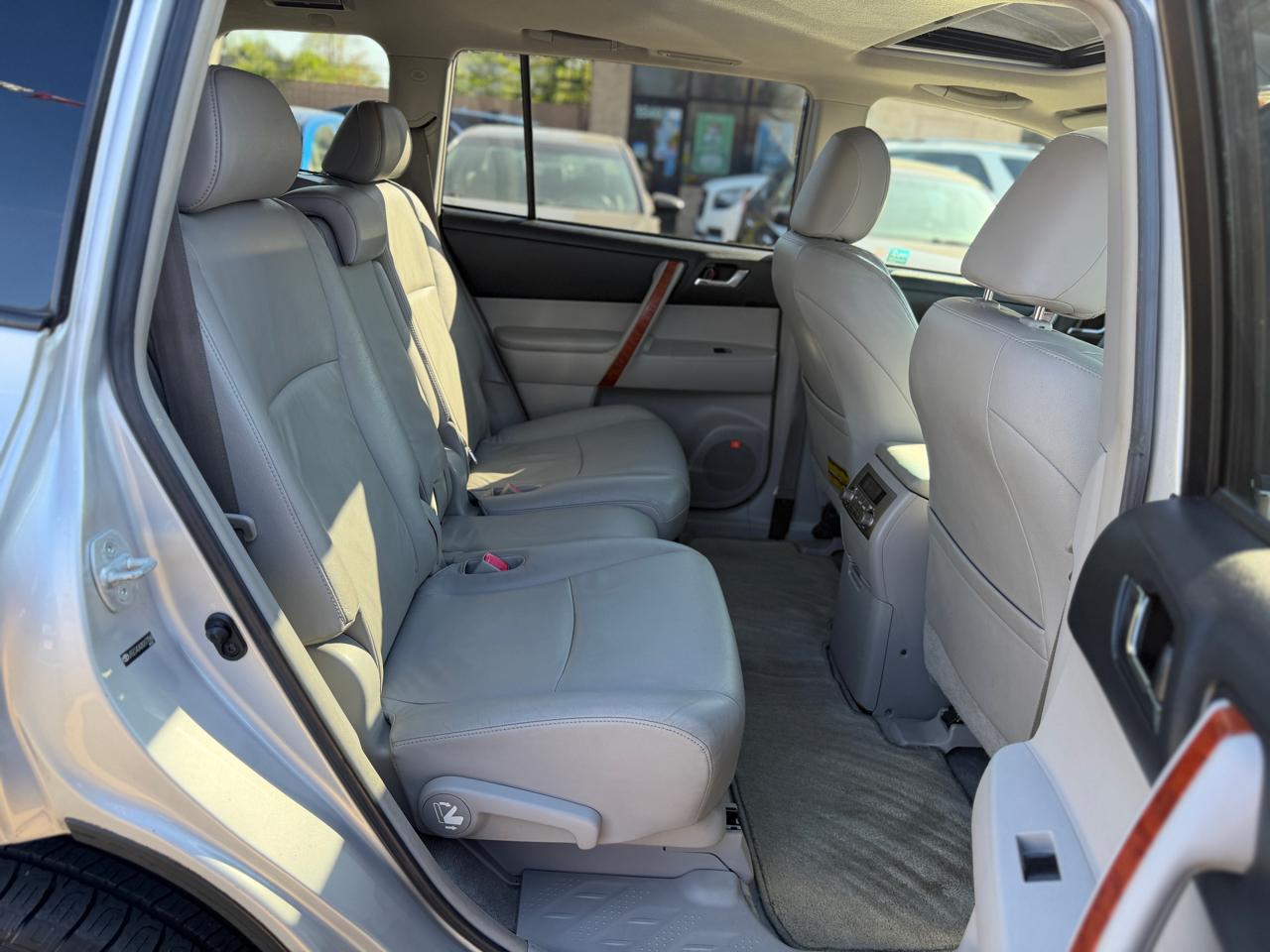 Toyota Highlander Limited 4WD 2008