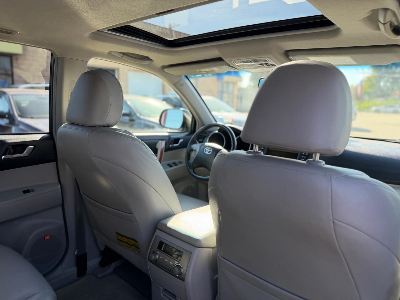 Toyota Highlander Limited 4WD 2008
