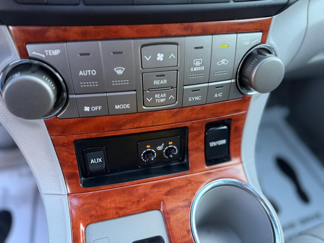 Toyota Highlander Limited 4WD 2008