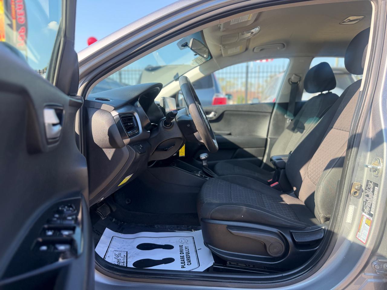 Kia Rio LX 2021