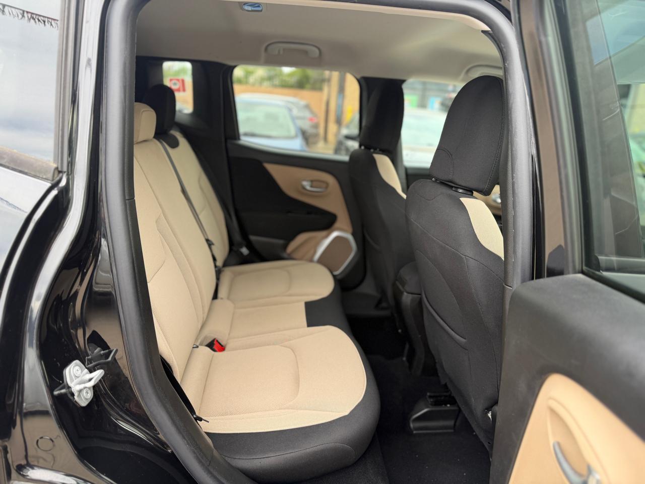 Jeep Renegade 4WD 4dr Latitude 2015