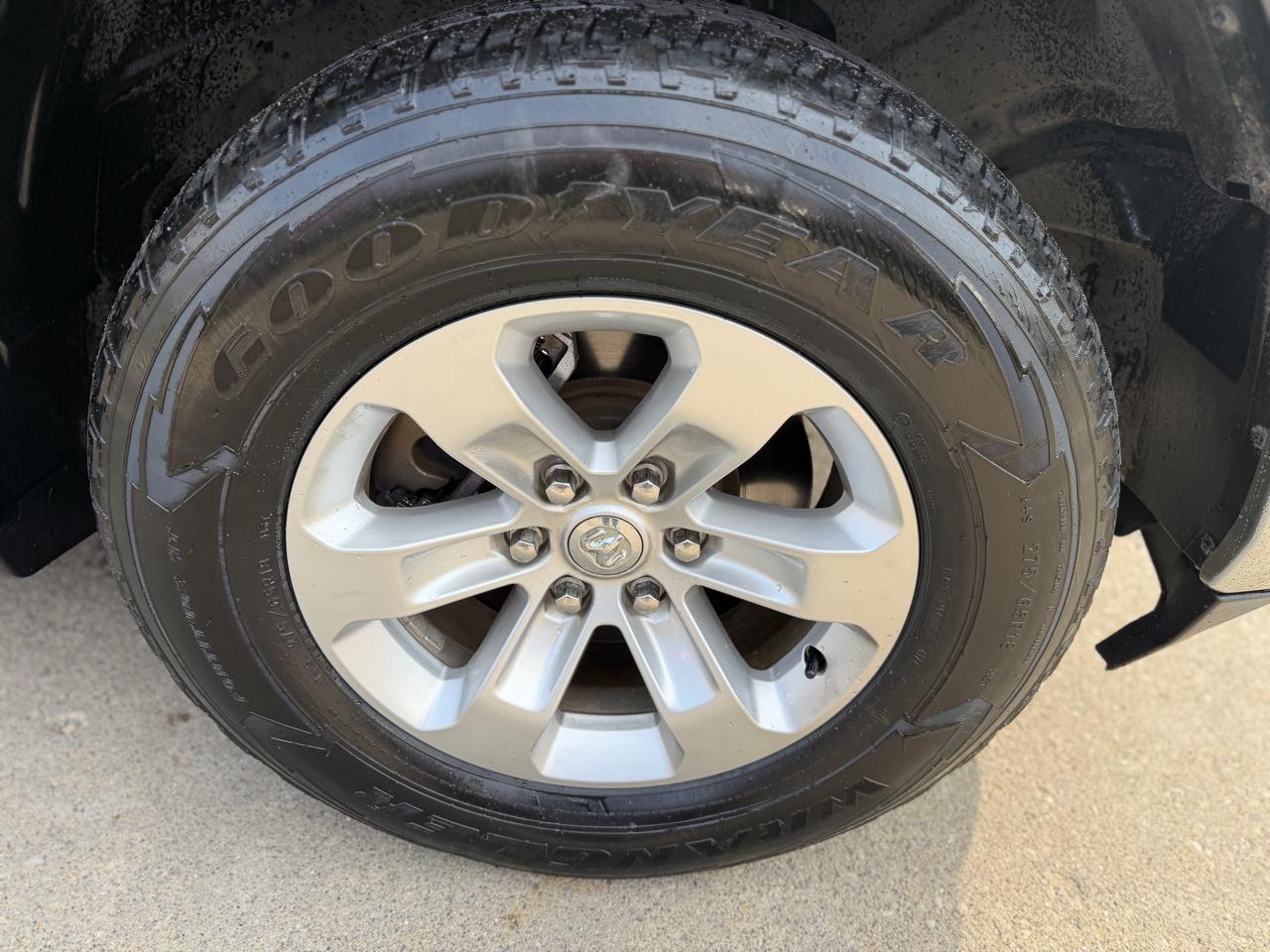 RAM 1500 Laramie Crew Cab 4WD 2019