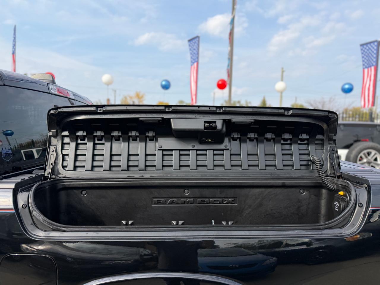 RAM 1500 Laramie Crew Cab 4WD 2019