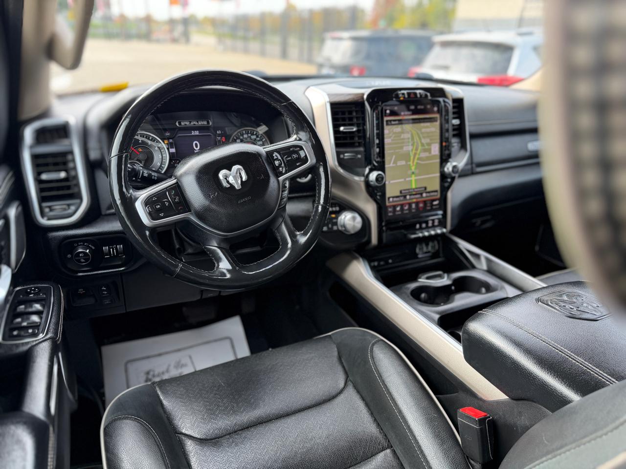 RAM 1500 Laramie Crew Cab 4WD 2019
