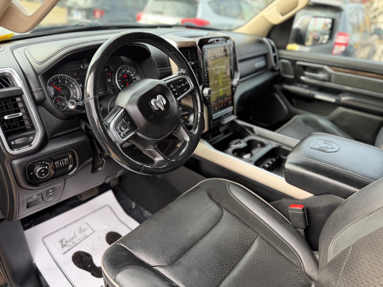 RAM 1500 Laramie Crew Cab 4WD 2019