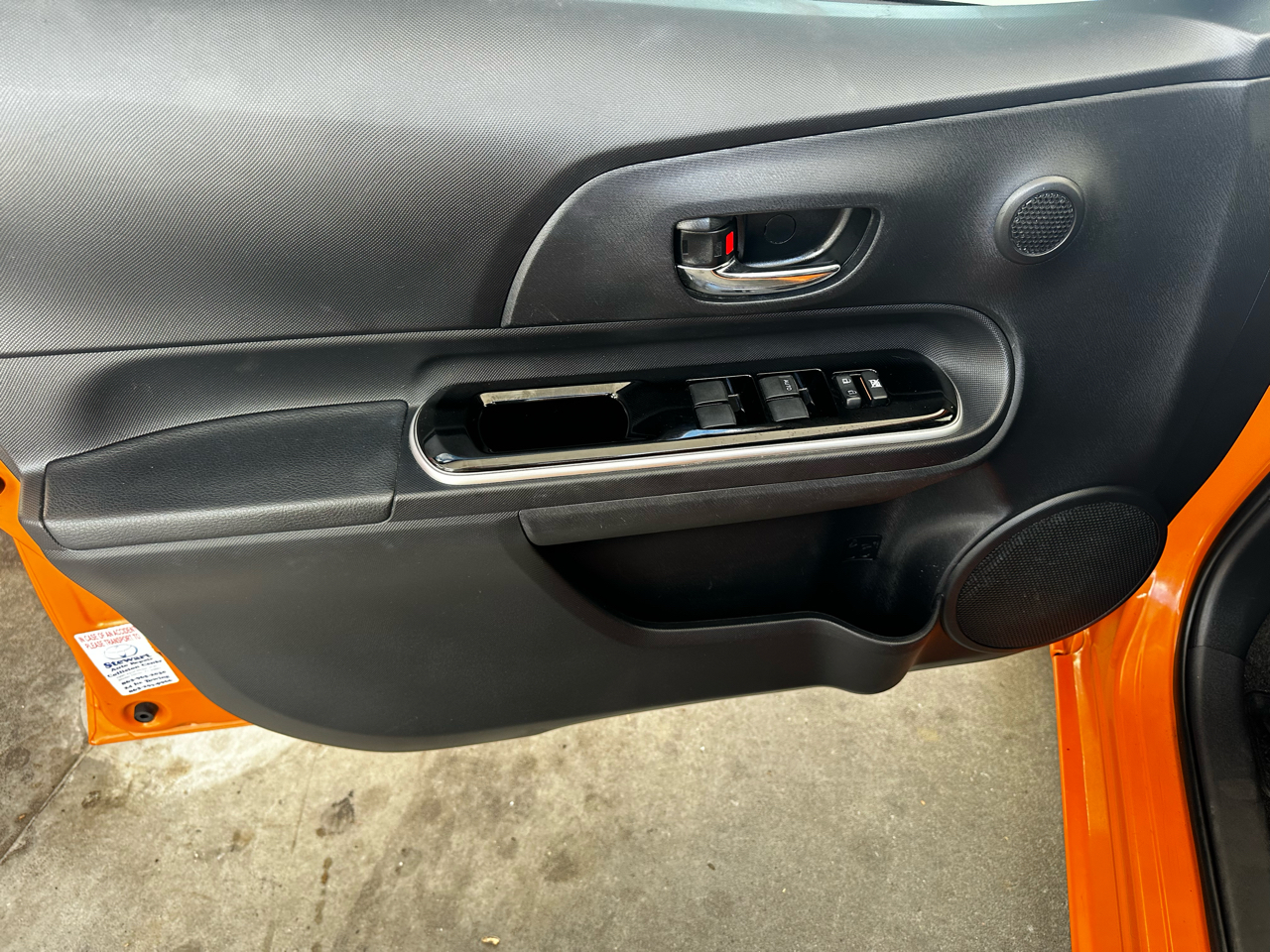 2015 Toyota Prius C Four photo 11