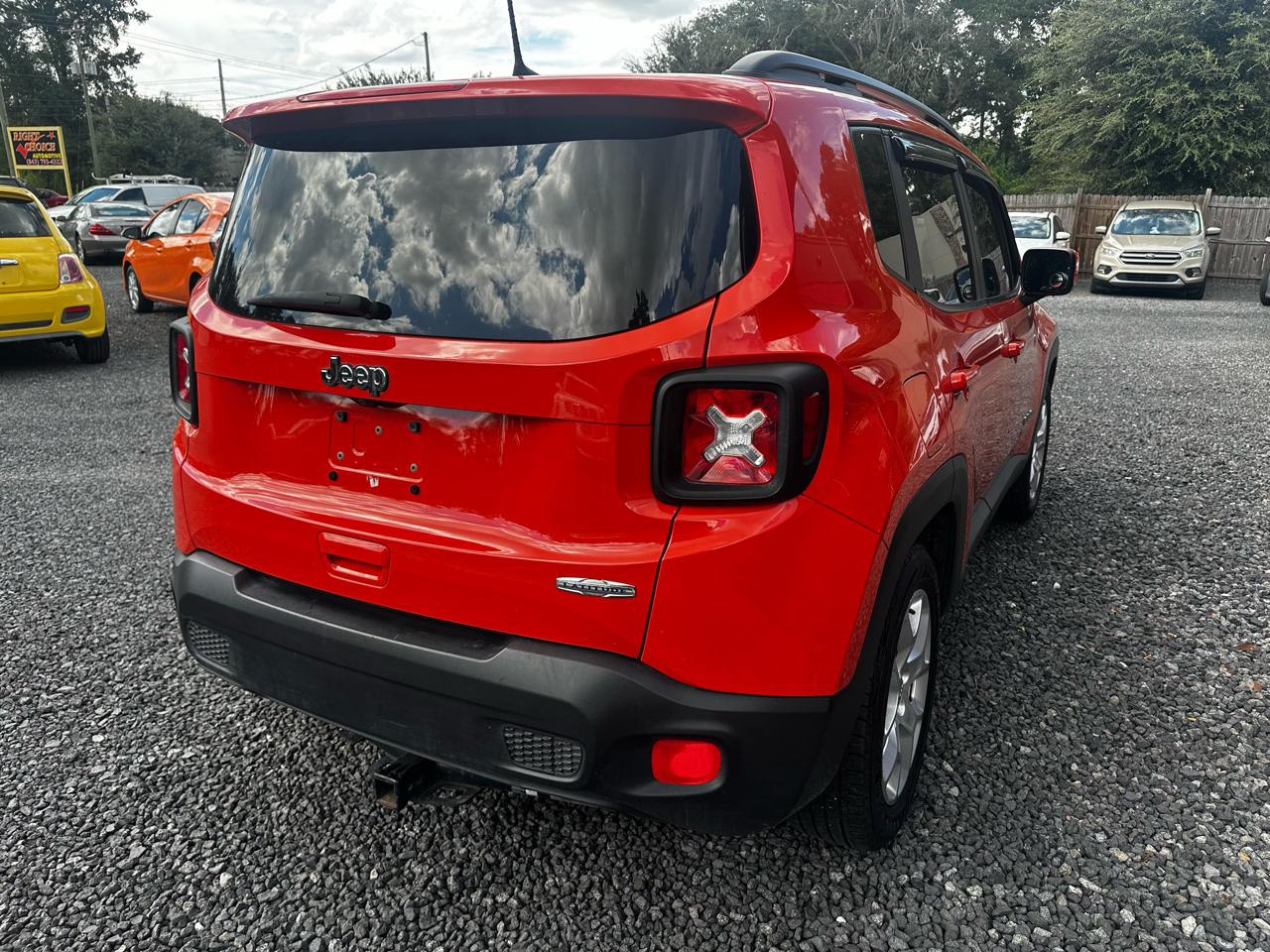 2018 Jeep Renegade Latitude North Edition photo 5
