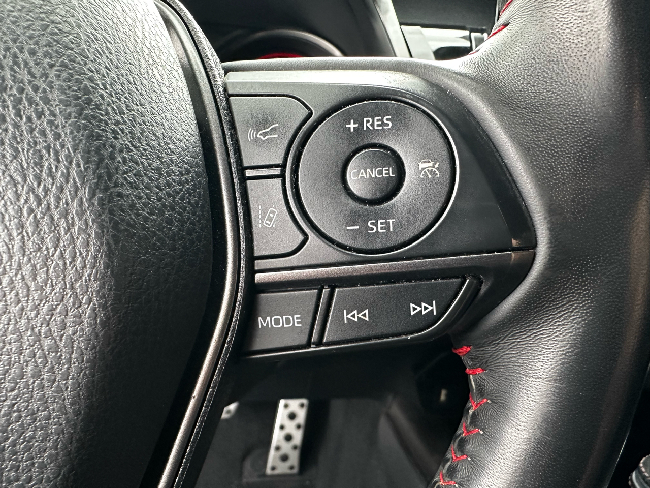 2021 Toyota Camry TRD V6 photo 24