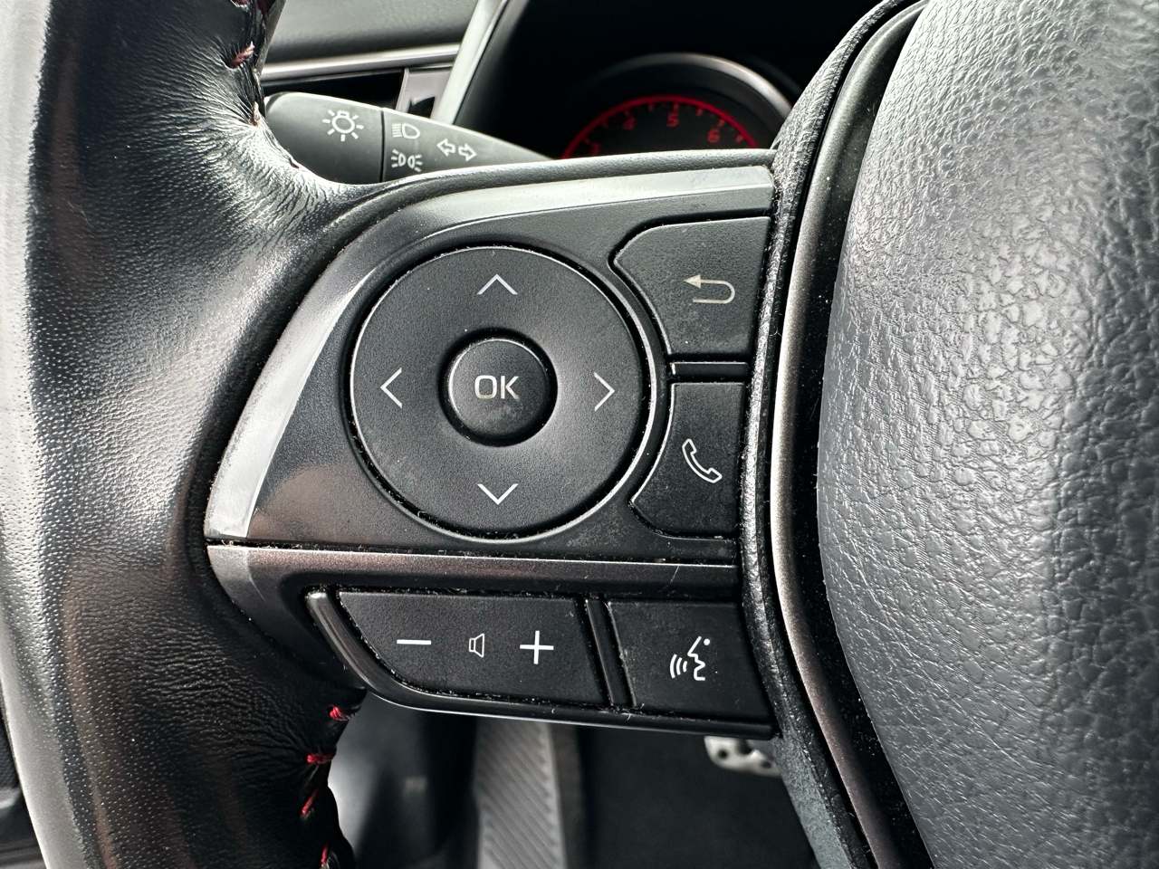 2021 Toyota Camry TRD V6 photo 25