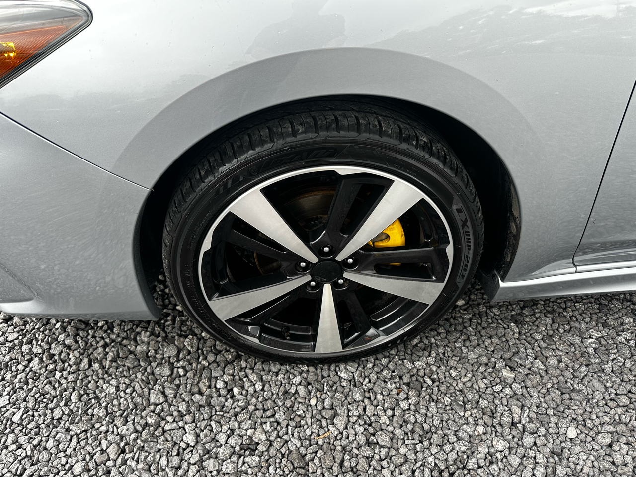 2017 Subaru Impreza 2.0i Sport photo 2