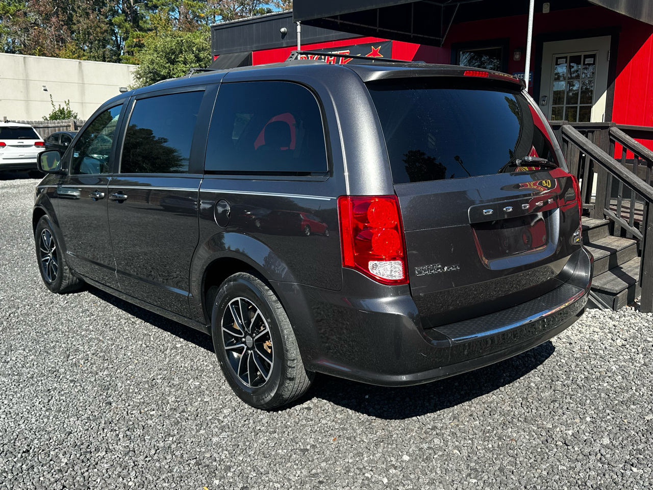 2018 Dodge Grand Caravan GT photo 2