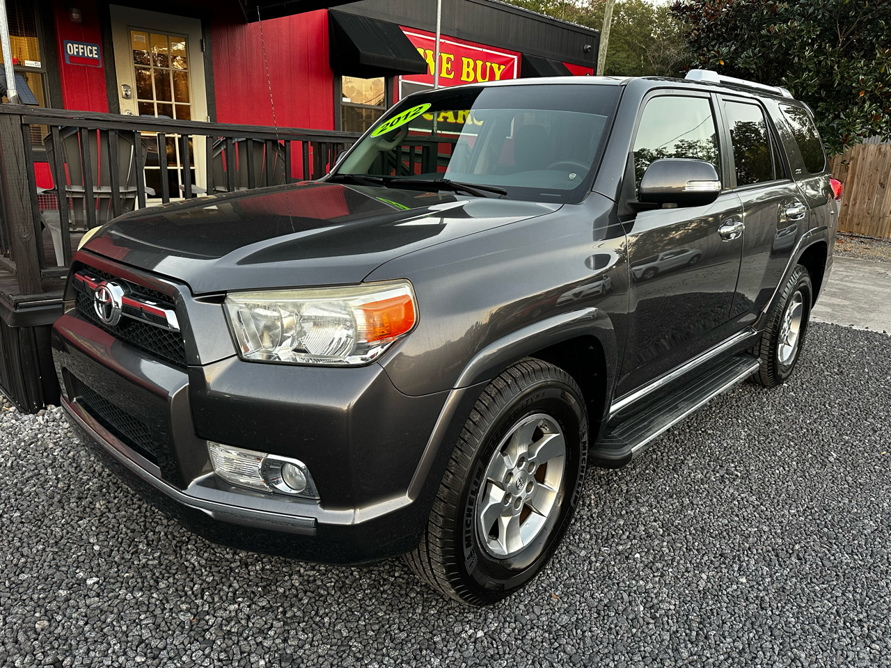 Toyota 4Runner RWD 4dr L4 SR5 (Natl) 2012