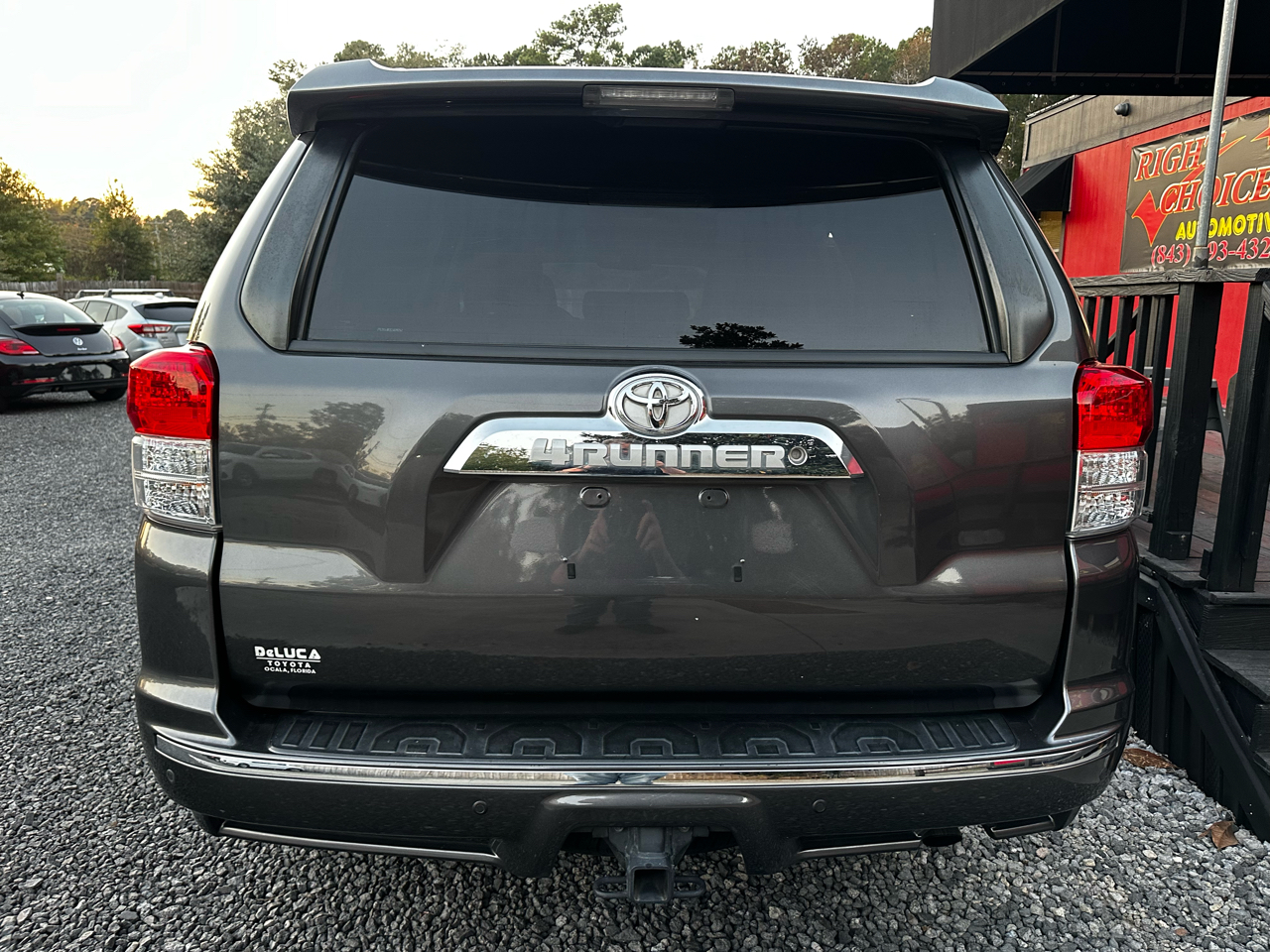 Toyota 4Runner RWD 4dr L4 SR5 (Natl) 2012
