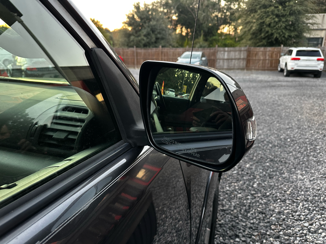 Toyota 4Runner RWD 4dr L4 SR5 (Natl) 2012