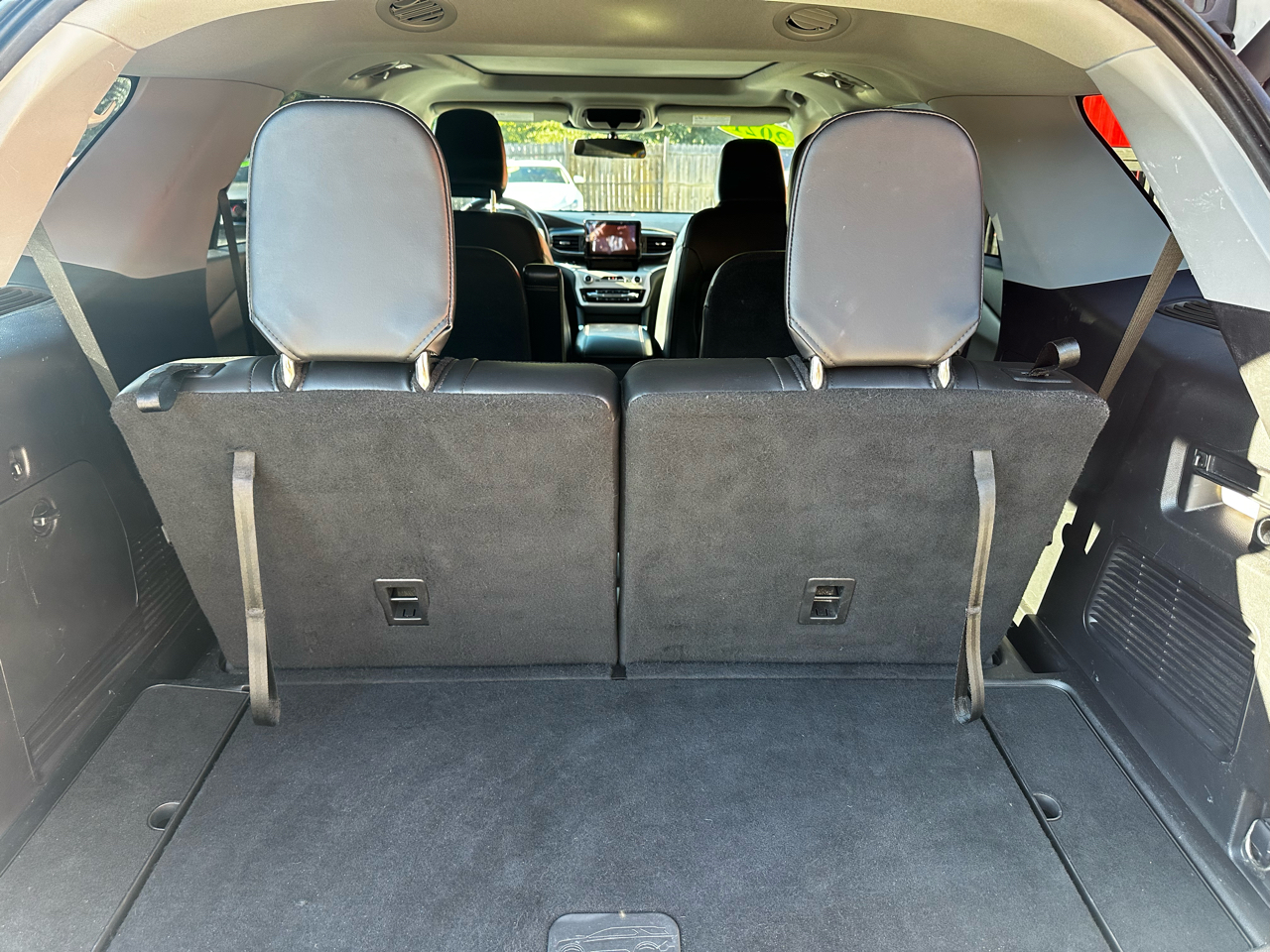 Ford Explorer XLT RWD 2021