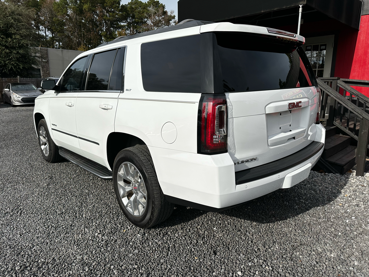 GMC Yukon 4WD 4dr SLT 2017