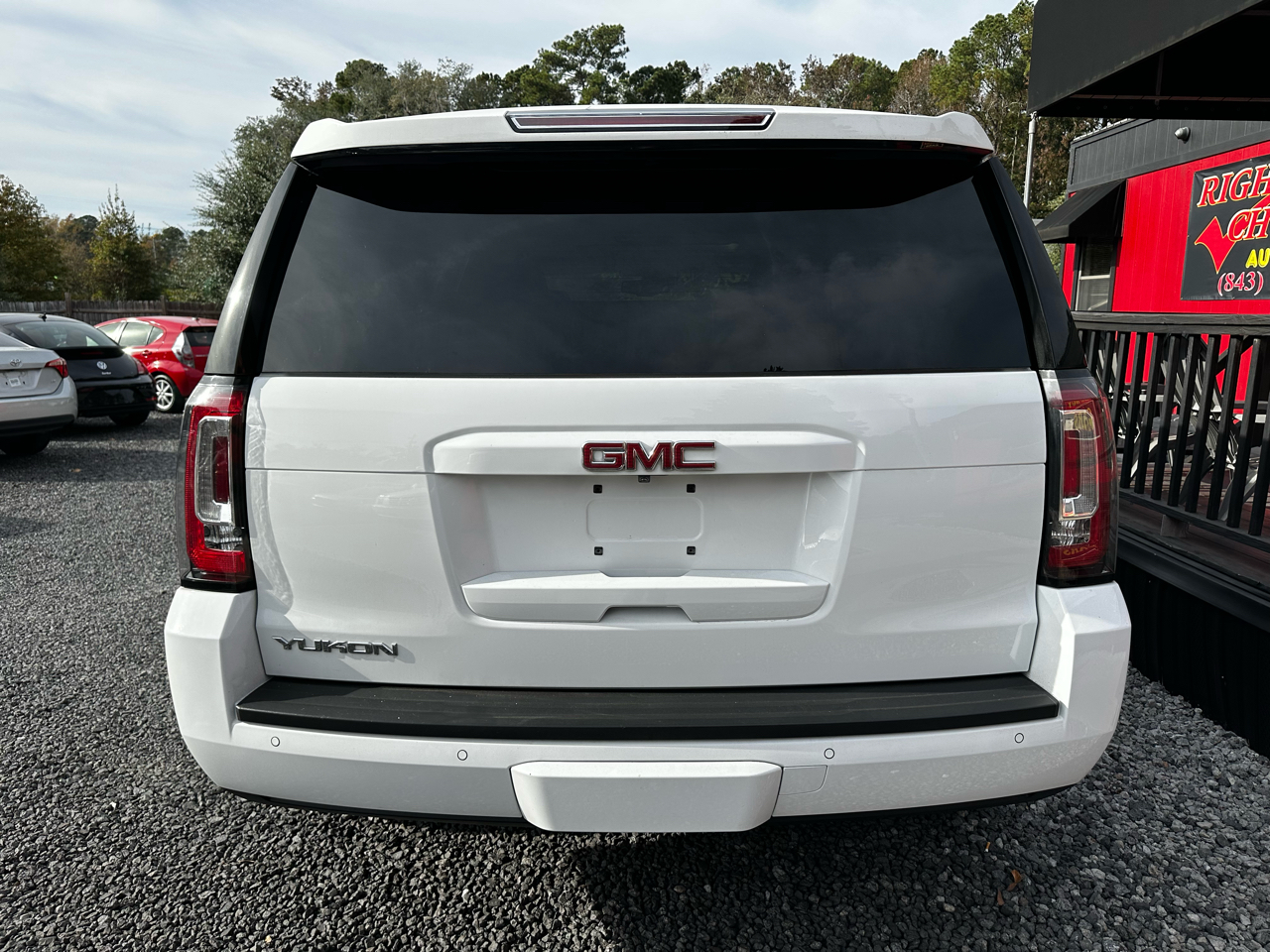 GMC Yukon 4WD 4dr SLT 2017